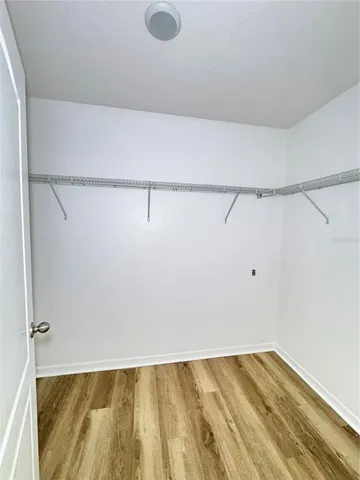 $2,400 | 803 James Drive, Kissimmee, FL 34759