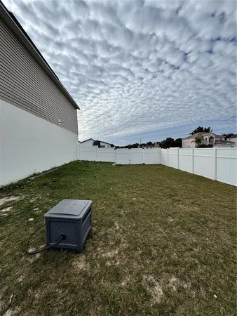 $2,400 | 803 James Drive, Kissimmee, FL 34759