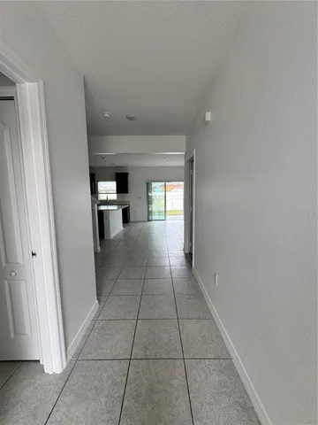 $2,400 | 803 James Drive, Kissimmee, FL 34759