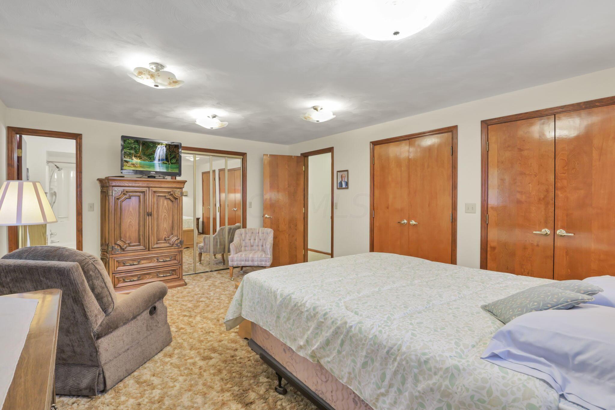 118 Holder Road Baltimore, OH 43105 - Photo 17 of 30 MASTER BR