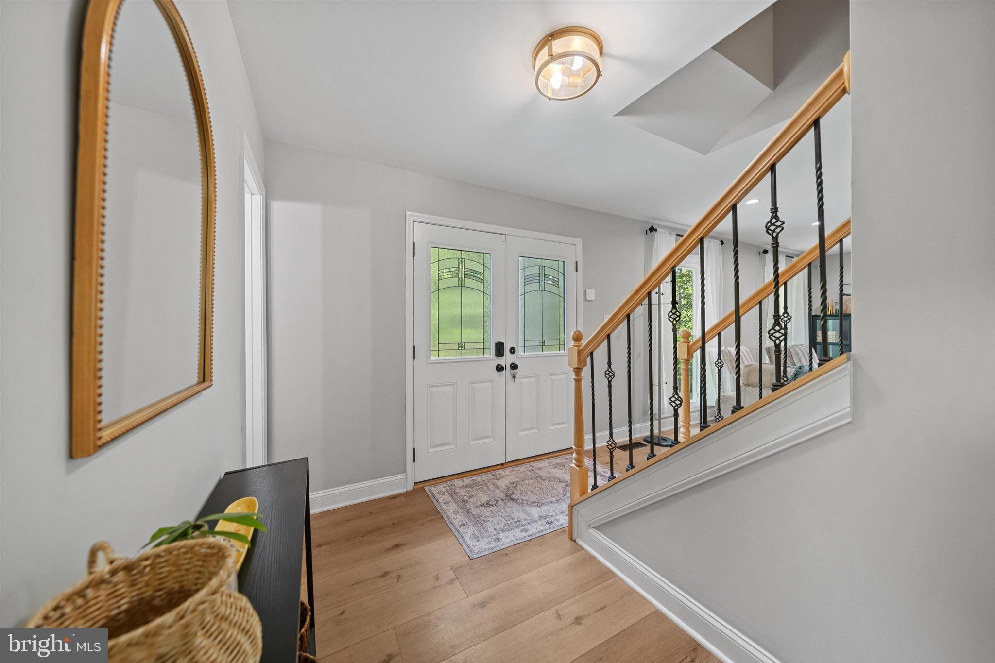 14731 Conway Drive Manassas, VA 20112 - Photo 3 of 48