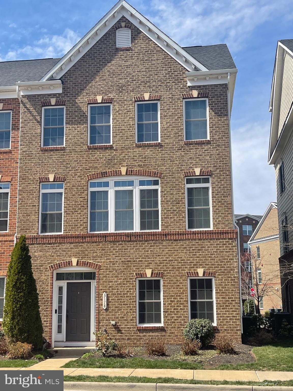3178 Yeager Drive Herndon, VA 20171 - Photo 1 of 31 a front view of a house