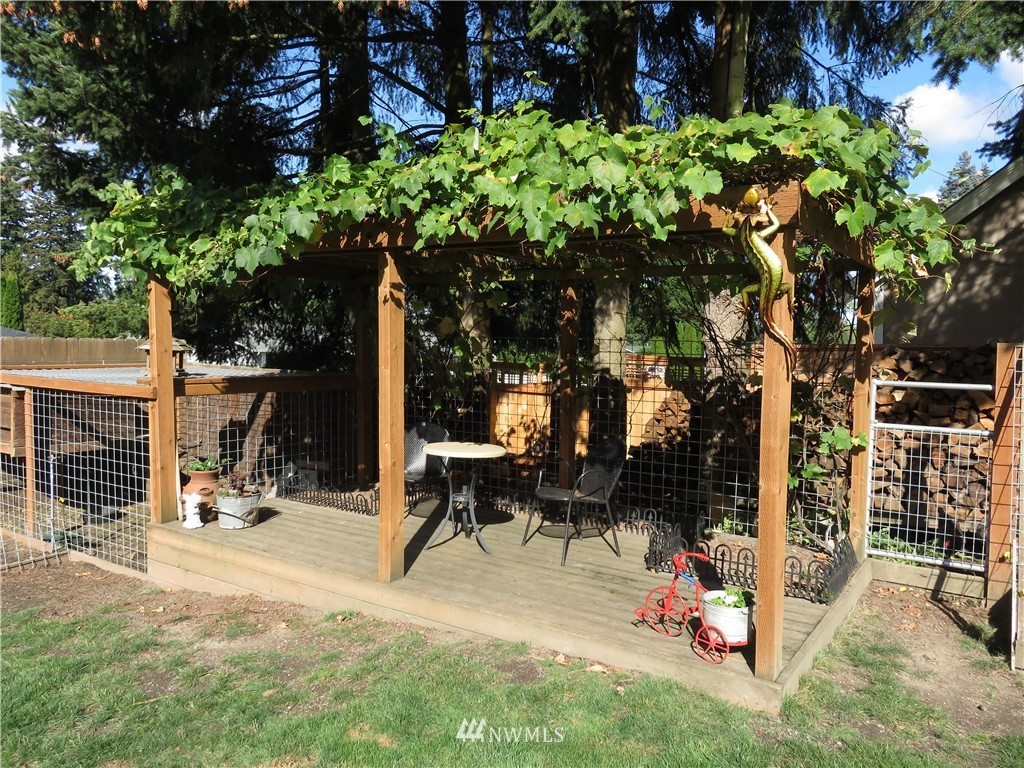 19524 Grannis Road Bothell, WA 98012 - Photo 11 of 19