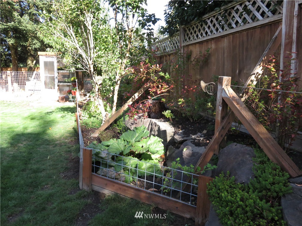 19524 Grannis Road Bothell, WA 98012 - Photo 14 of 19