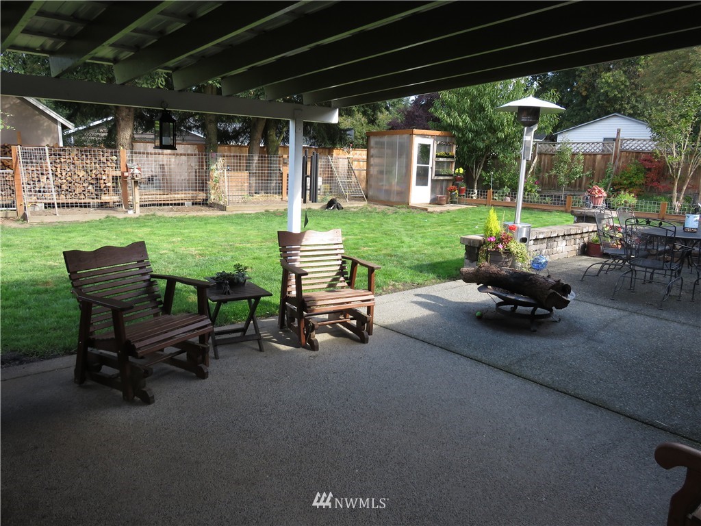 19524 Grannis Road Bothell, WA 98012 - Photo 16 of 19