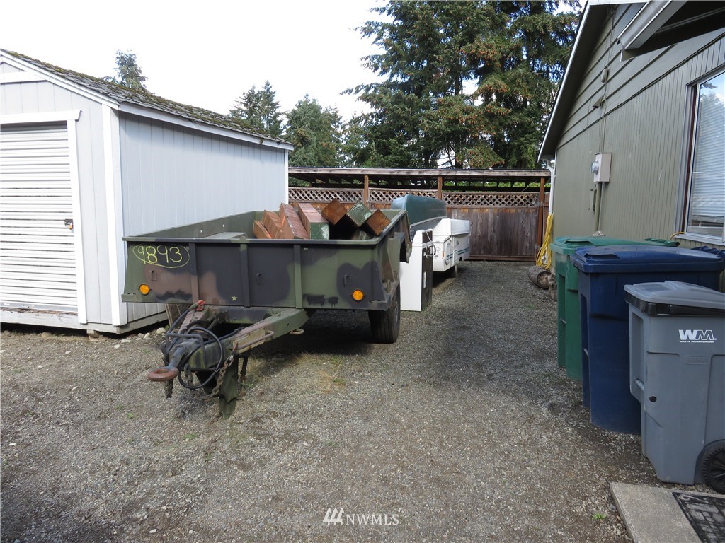 19524 Grannis Road Bothell, WA 98012 - Photo 18 of 19