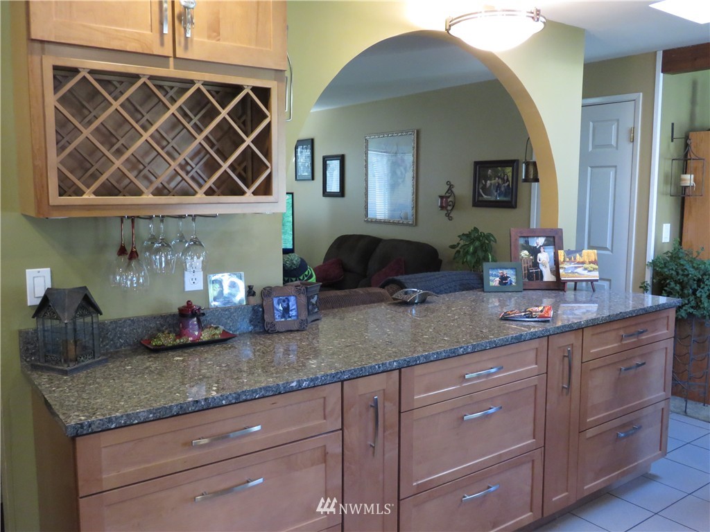 19524 Grannis Road Bothell, WA 98012 - Photo 4 of 19