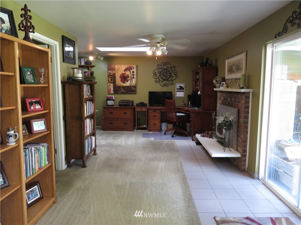 19524 Grannis Road Bothell, WA 98012 - Photo 5 of 19