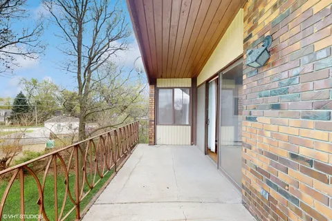 $55,000 | 2306 Holiday Terrace, Unit 166, Lansing, IL 60438