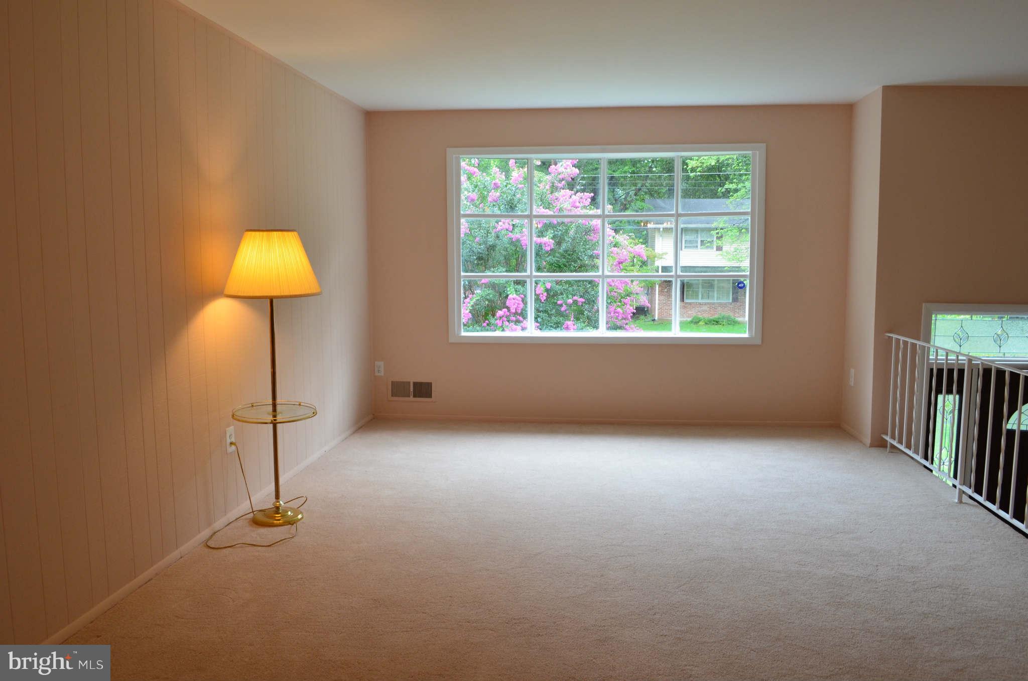 1306 Gresham Road Silver Spring, MD 20904 - Photo 6 of 11 Living Room