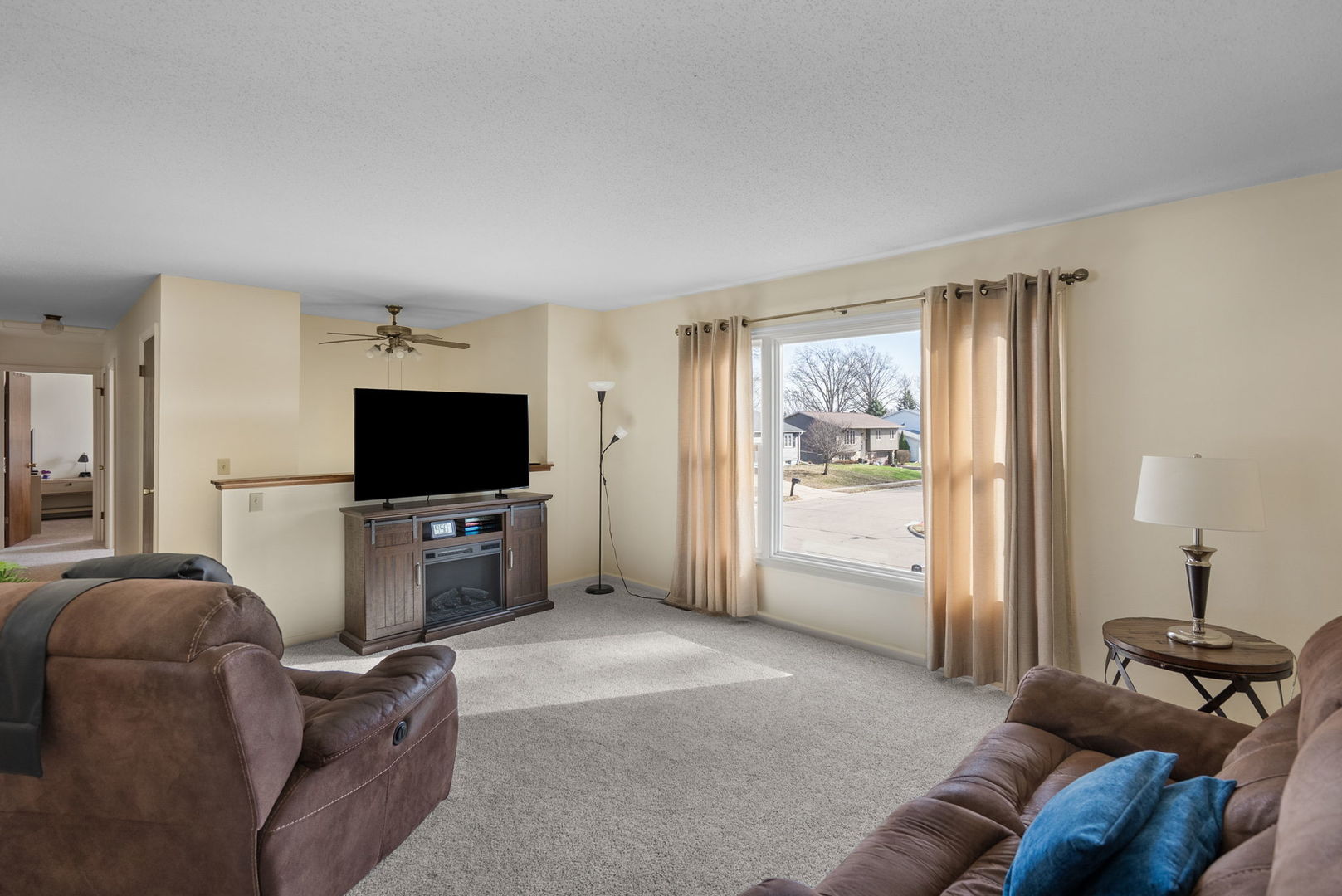 5644 Appomattox Road Davenport, IA 52806 - Photo 7 of 41 Gallery Image 7
