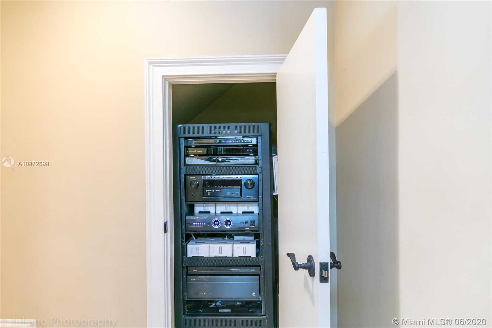 19141 North Bay Road Sunny Isles Beach, FL 33160 - Photo 39 of 42