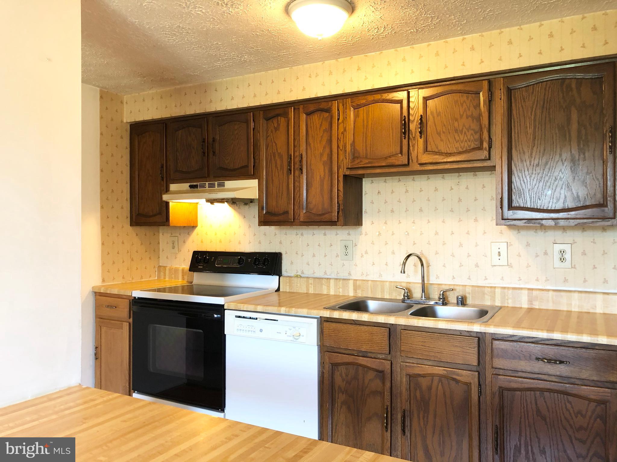 1001 Heather Ridge Drive, Unit 1G Frederick, MD 21702 - Photo 7 of 21
