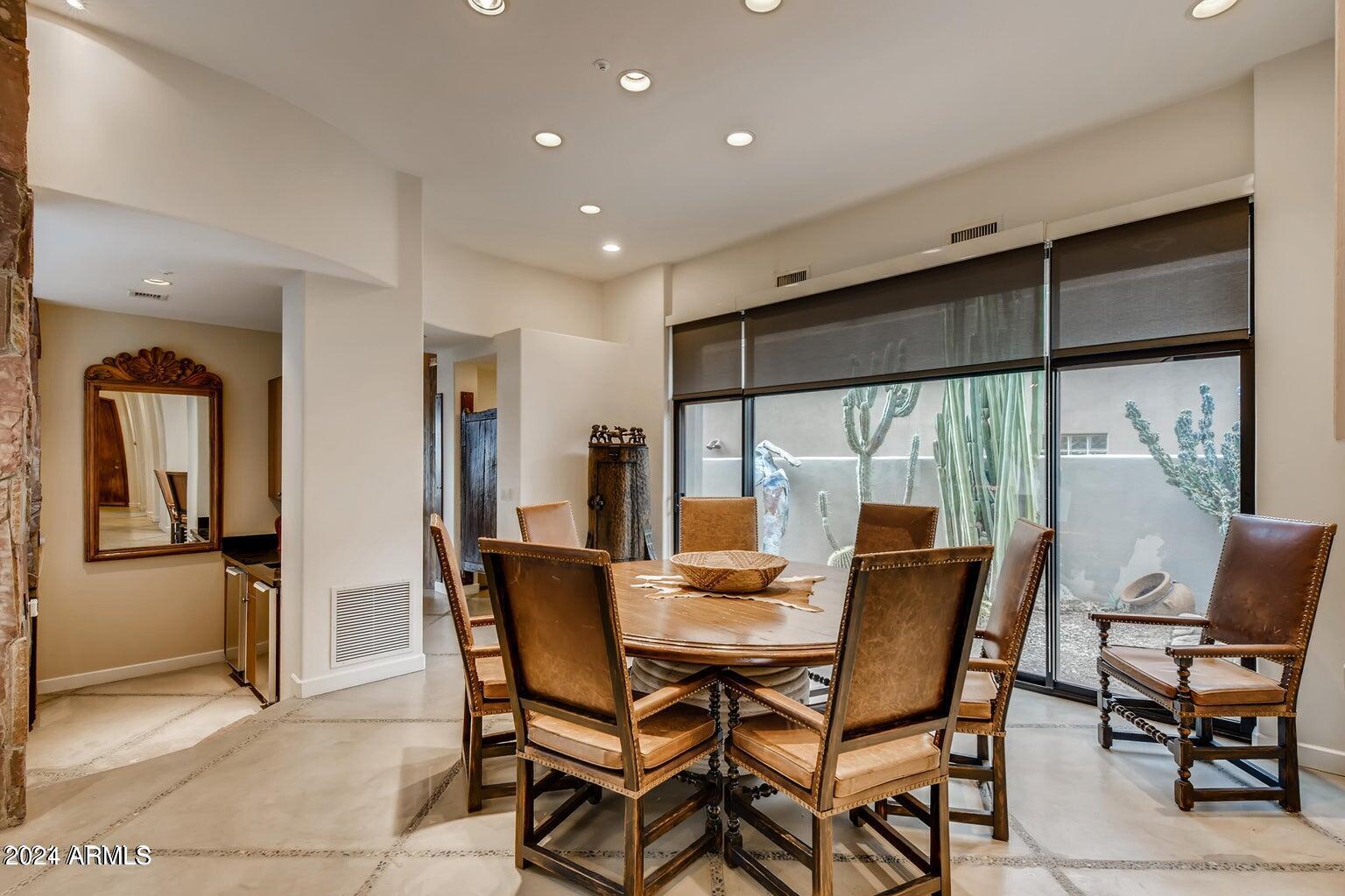 7475 East Gainey Ranch Road, Unit 26 Scottsdale, AZ 85258 - Photo 5 of 25 Formal Dining