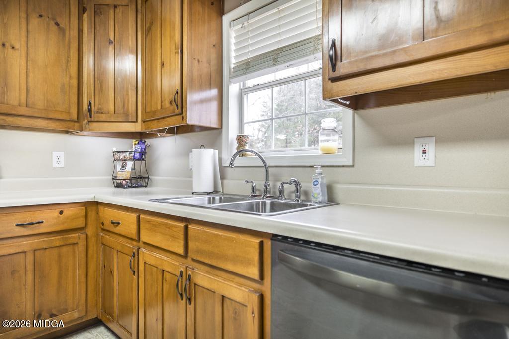 2206 High Falls Road Jackson, GA 30233 - Photo 12 of 46 2206 High Falls Rd 13