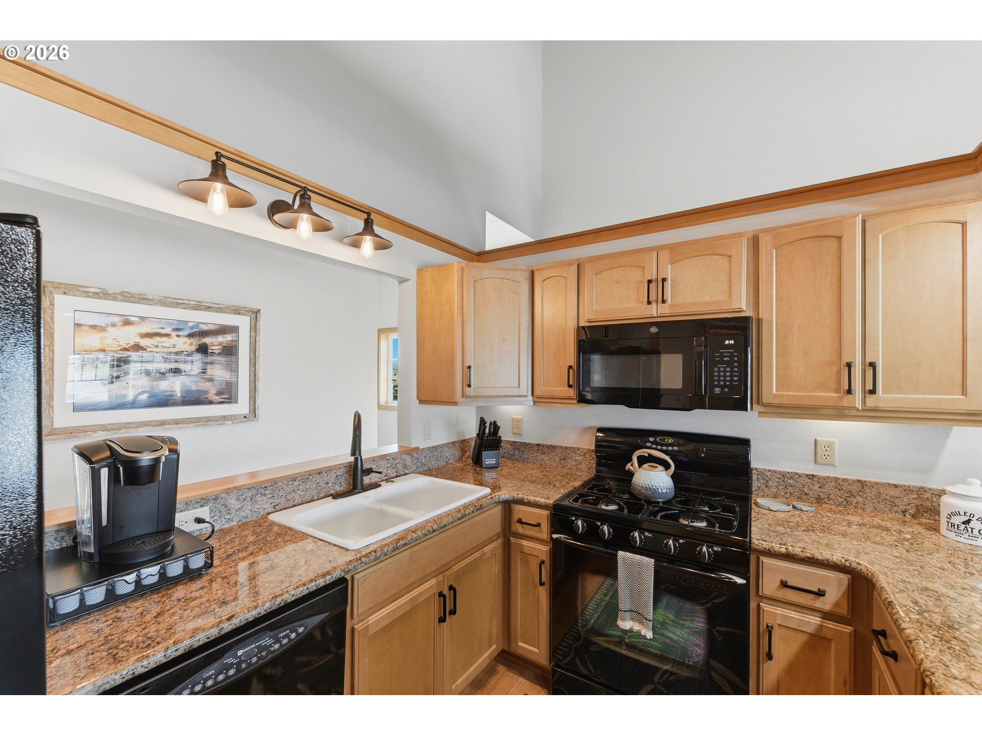 1359 Village Loop Bandon, OR 97411 - Photo 14 of 47 Gallery Image 14