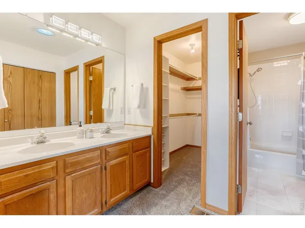 $950,000 | 2901 Stone Canyon Drive, Longmont, CO 80503