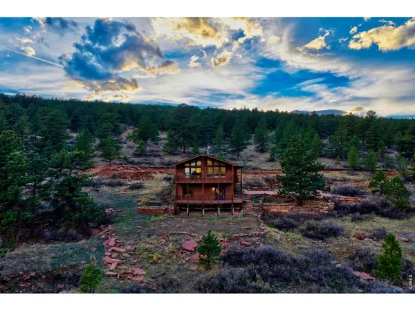 $950,000 | 2901 Stone Canyon Drive, Longmont, CO 80503