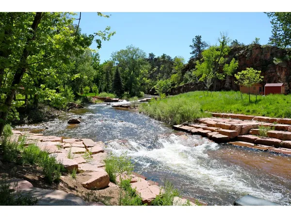 $950,000 | 2901 Stone Canyon Drive, Longmont, CO 80503