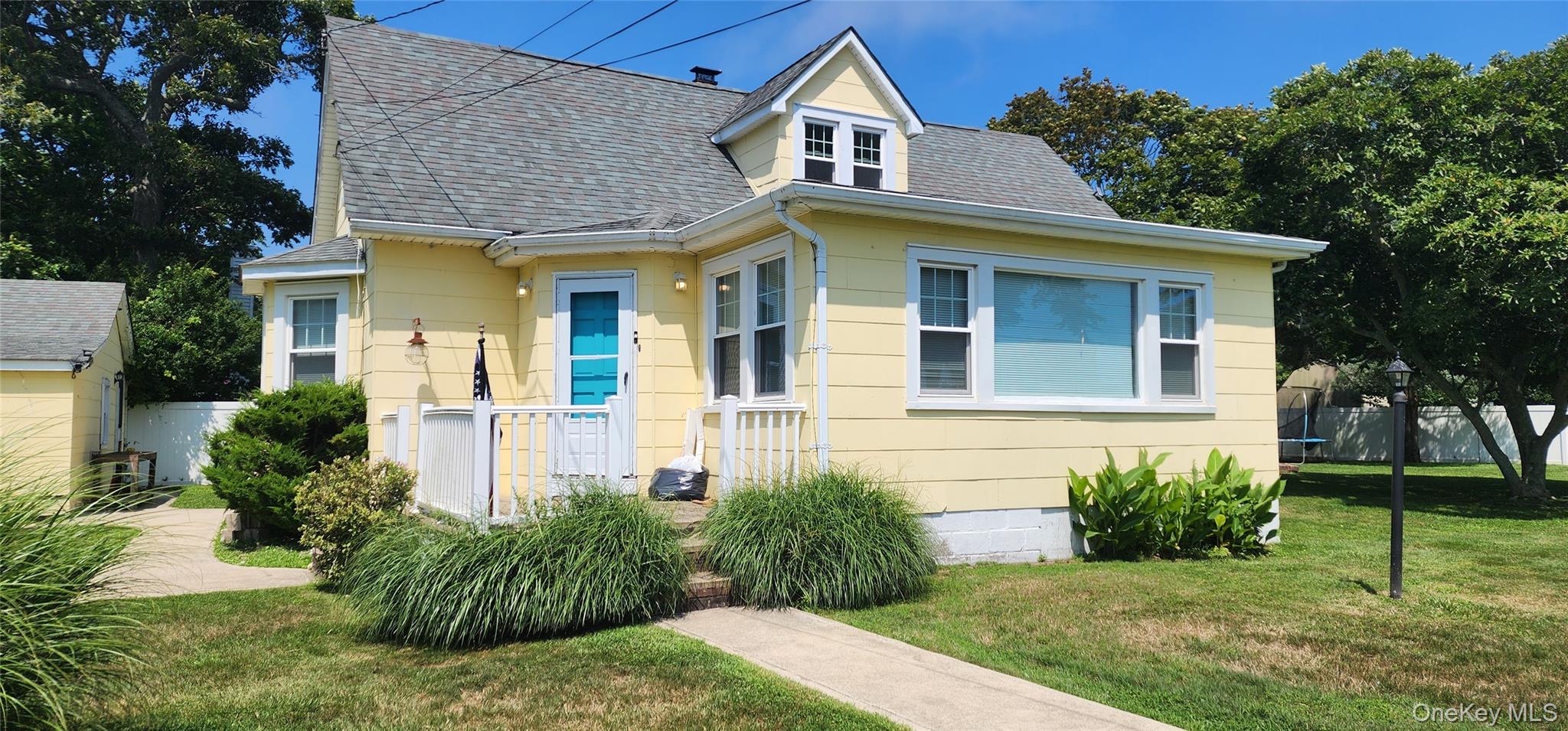 9 Babylon Road Mastic Beach, NY 11951 - Photo 1 of 16 Gallery Image 1