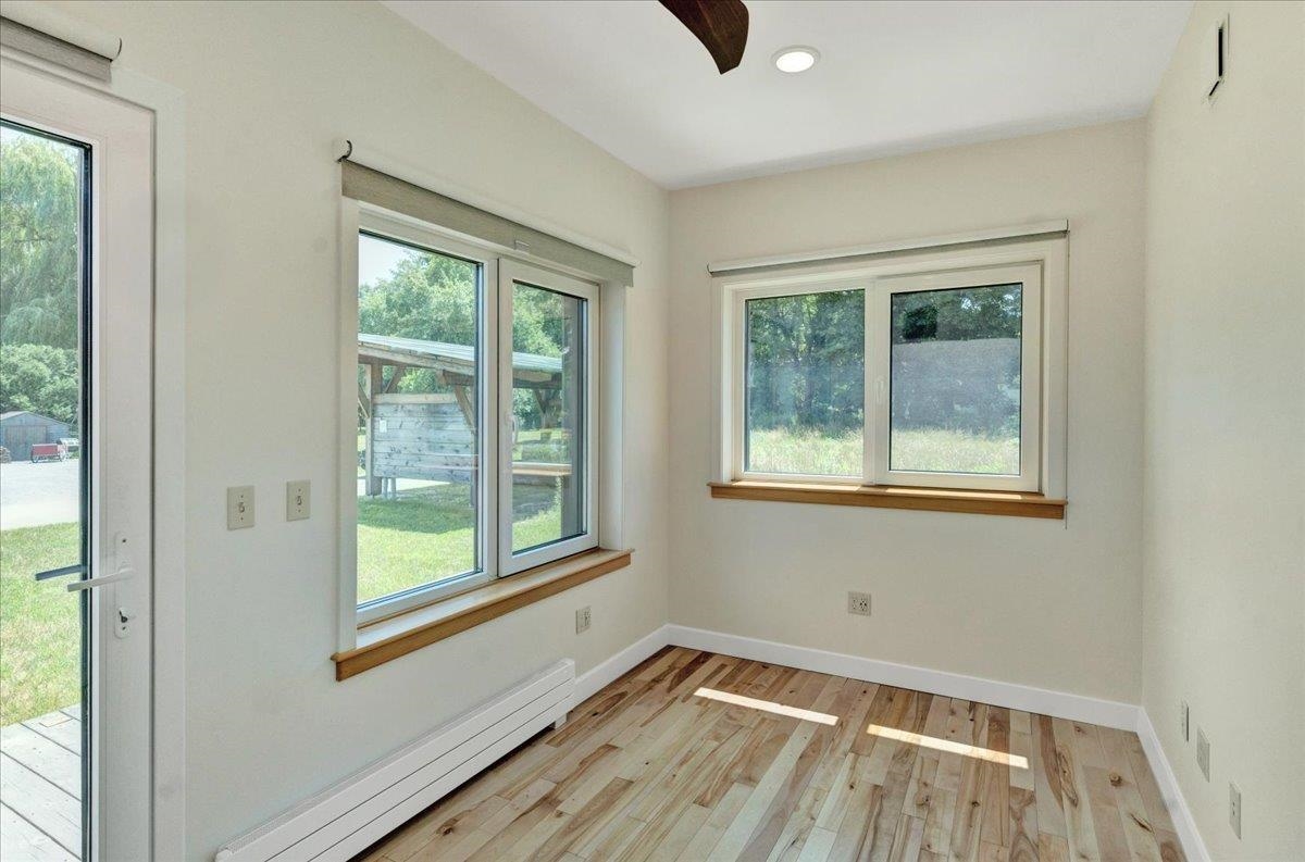 868 Falls Road Shelburne, VT 05482 - Photo 21 of 41