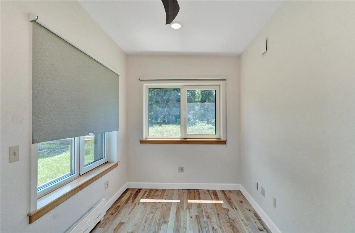 868 Falls Road Shelburne, VT 05482 - Photo 23 of 41