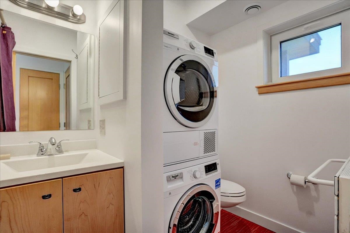 868 Falls Road Shelburne, VT 05482 - Photo 27 of 41