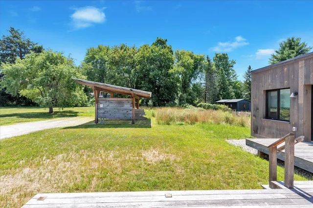 $650,000 | 868 Falls Road, Shelburne, VT 05482