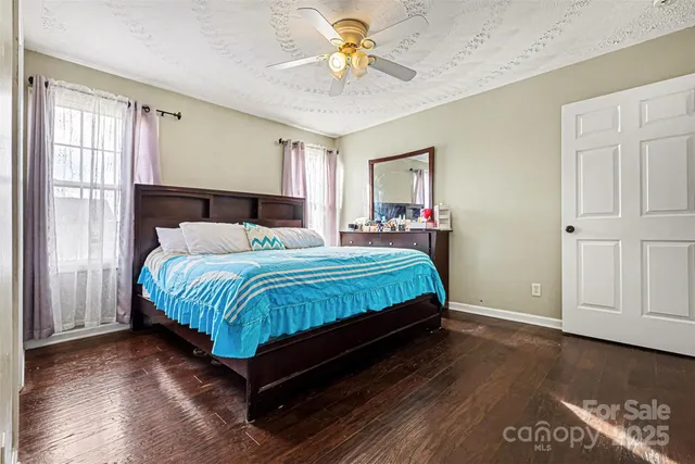 $305,000 | 105 3rd Avenue Northwest, Hildebran, NC 28637