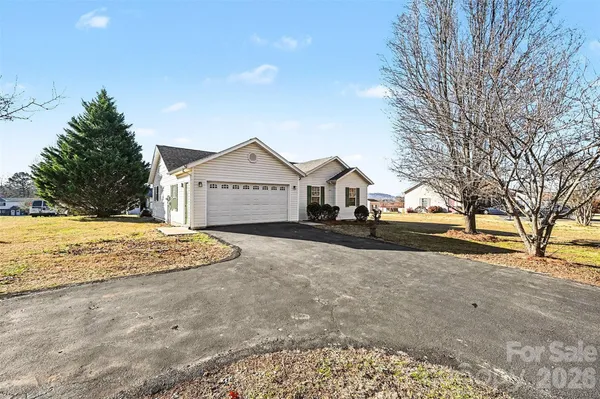 $299,000 | 105 3rd Avenue Northwest, Hildebran, NC 28637