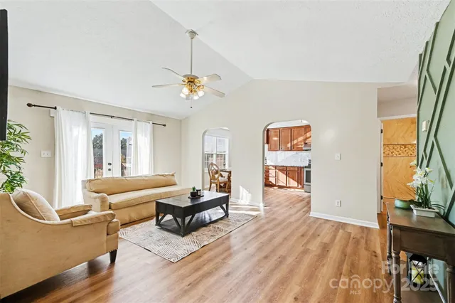 $305,000 | 105 3rd Avenue Northwest, Hildebran, NC 28637