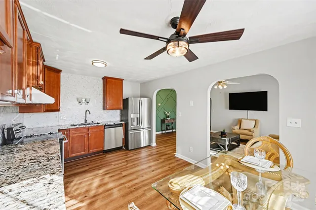 $305,000 | 105 3rd Avenue Northwest, Hildebran, NC 28637