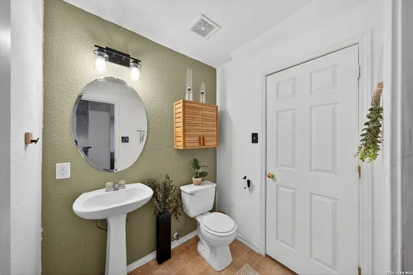 $275,000 | 5001 Whisper Cove, Schertz, TX 78108