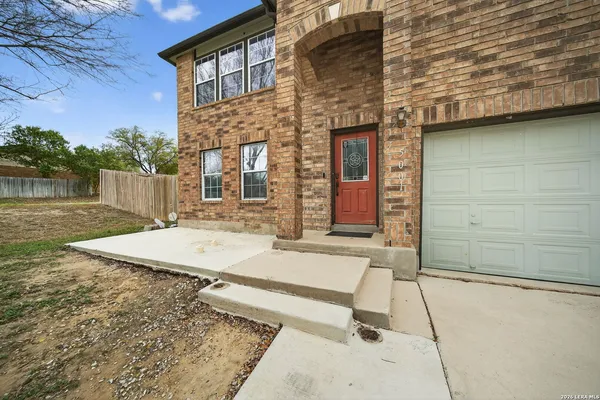$275,000 | 5001 Whisper Cove, Schertz, TX 78108