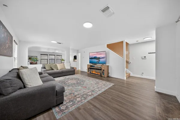 $275,000 | 5001 Whisper Cove, Schertz, TX 78108