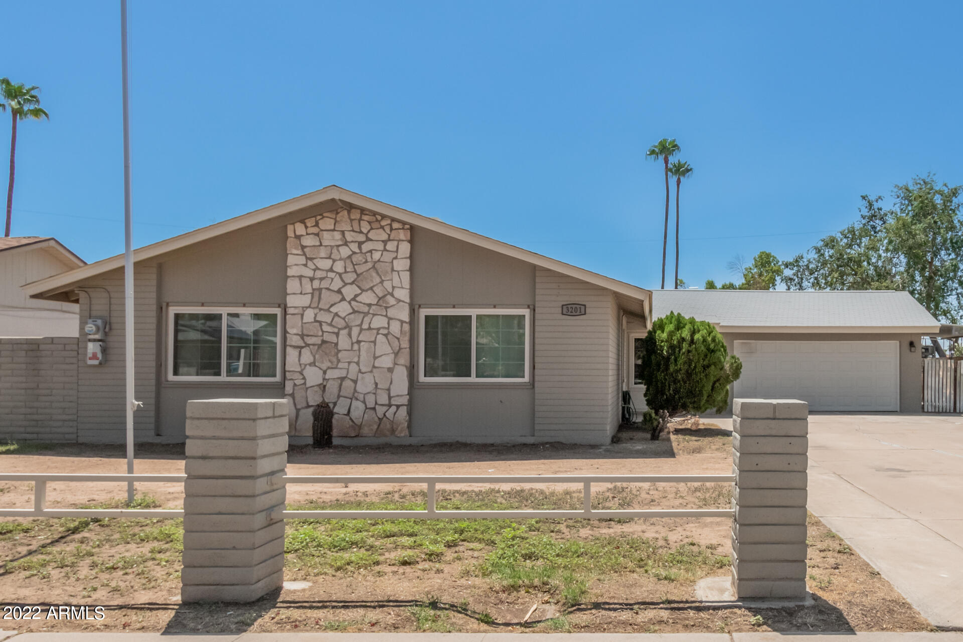3201 West Hearn Road Phoenix, AZ 85053 - Photo 19 of 25 02-Hearn