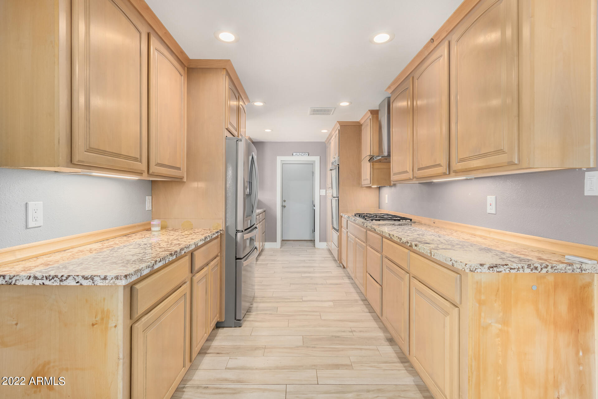 3201 West Hearn Road Phoenix, AZ 85053 - Photo 4 of 25 12-Hearn