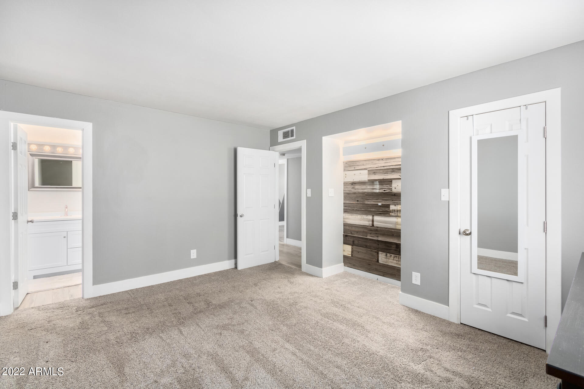 3201 West Hearn Road Phoenix, AZ 85053 - Photo 9 of 25 16-Hearn