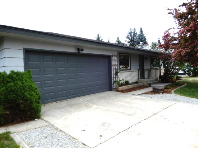 4706 North St Charles Road Spokane Valley, WA 99216 - Photo 1 of 16 Gallery Image 1