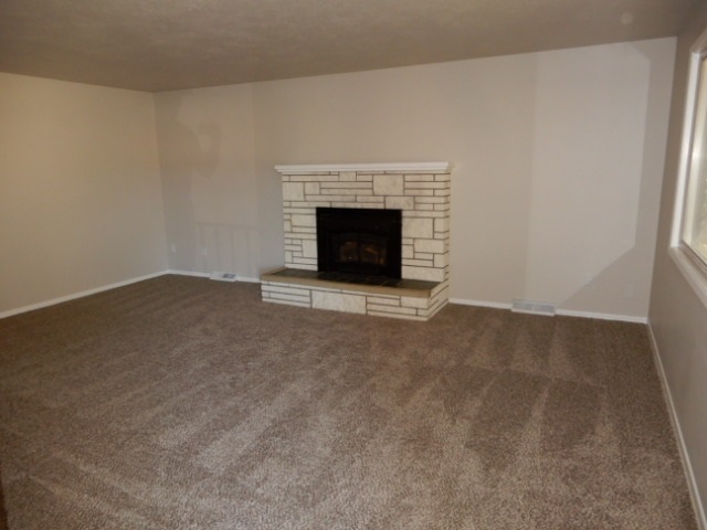 4706 North St Charles Road Spokane Valley, WA 99216 - Photo 3 of 16 Gallery Image 3