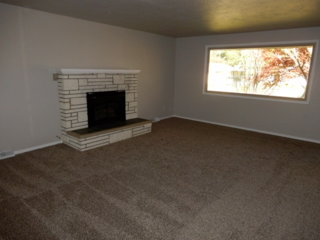 4706 North St Charles Road Spokane Valley, WA 99216 - Photo 7 of 16 Gallery Image 7