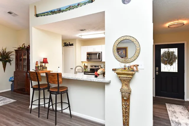 $2,000 | 7 Braemar Forest Street, The Woodlands, TX 77381