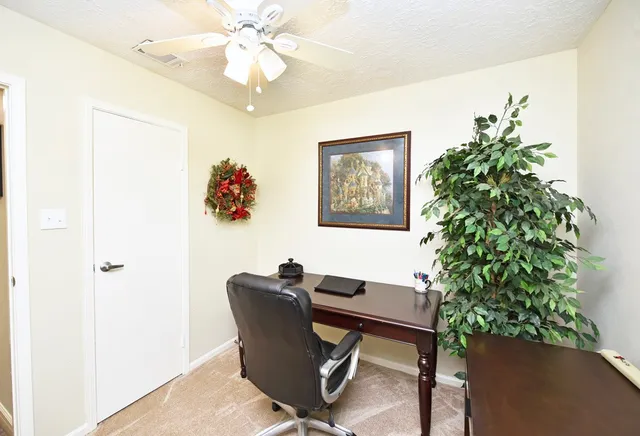 $2,000 | 7 Braemar Forest Street, The Woodlands, TX 77381