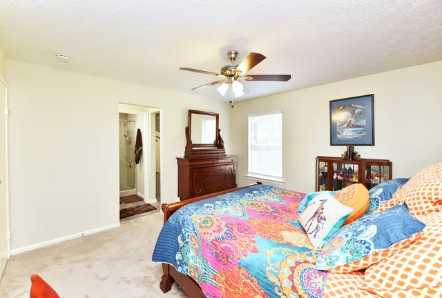 $2,000 | 7 Braemar Forest Street, The Woodlands, TX 77381