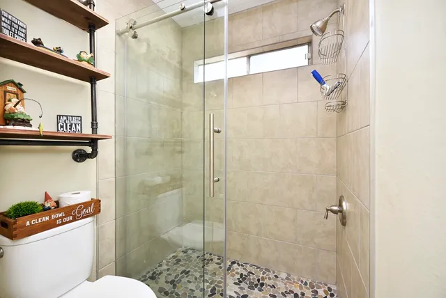 $2,000 | 7 Braemar Forest Street, The Woodlands, TX 77381