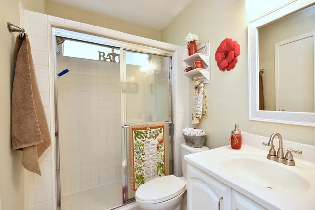 $2,000 | 7 Braemar Forest Street, The Woodlands, TX 77381