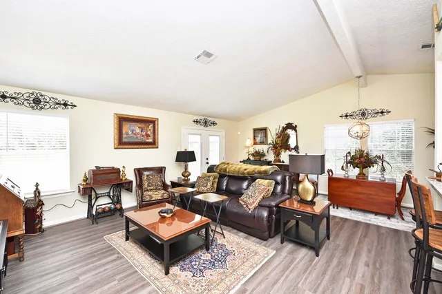 $2,000 | 7 Braemar Forest Street, The Woodlands, TX 77381