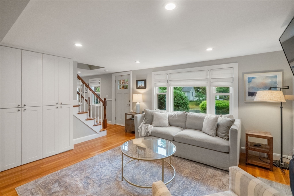 85 Broad Street Walpole, MA 02081 - Photo 9 of 41