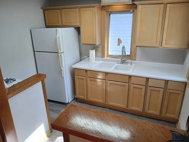 $1,700 | 112 Hazel Court, Island Lake, IL 60042