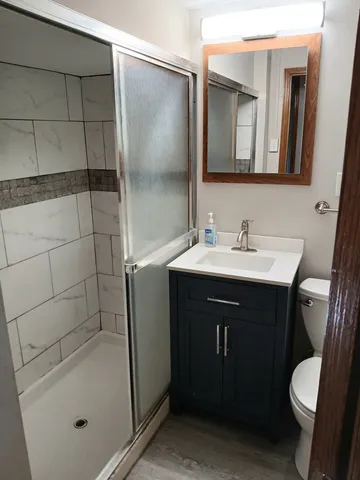 $1,700 | 112 Hazel Court, Island Lake, IL 60042